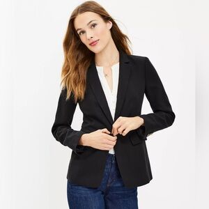 NWOT LOFT Petite Fluid Modern Blazer Jacket in Black Size 2P